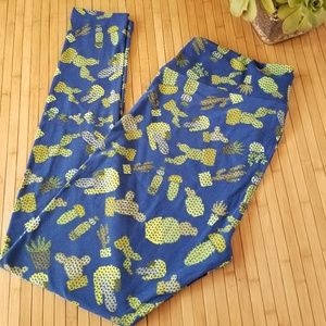 GUC Lularoe TC Leggings Blue and Green Succulents